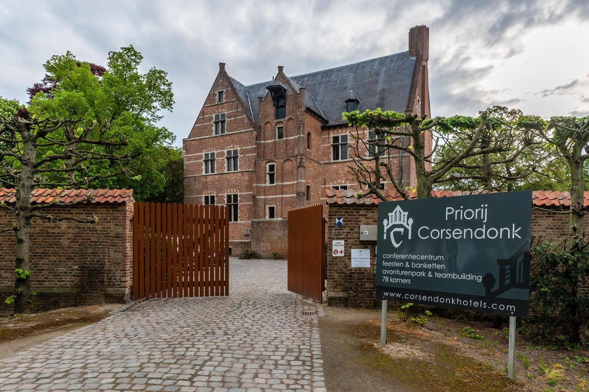 Hotel Priorij Corsendonk Oud-Turnhout Exterior foto